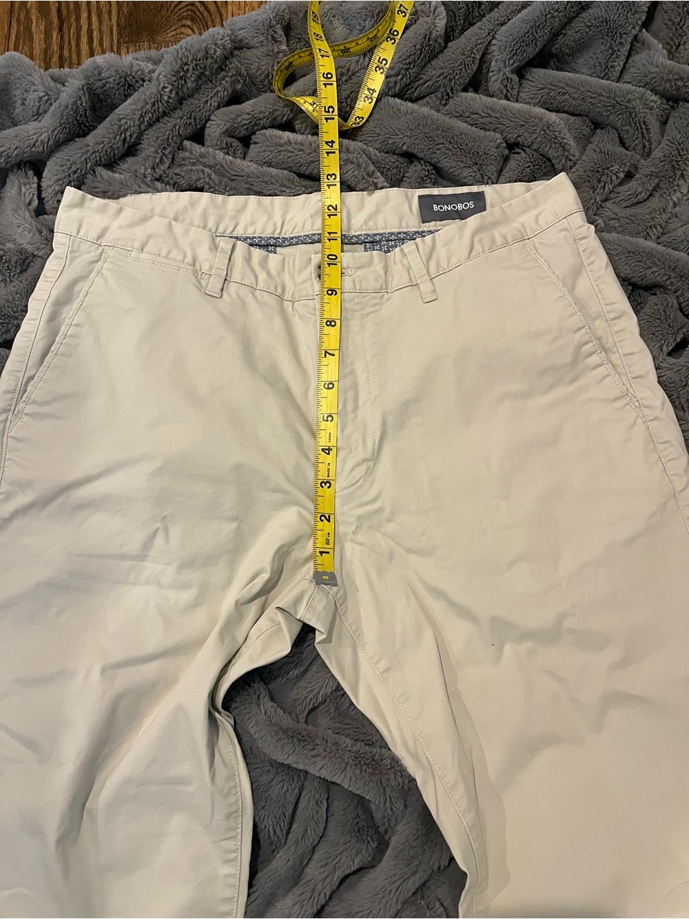 Bonobos Men's Chinos in Light Cream - Picture 11 of 13